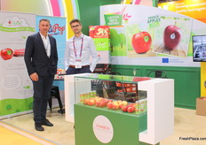 The team from France’s Innatis Group presented their exclusive organic apple brands Juliet, LoliPop, Lubee, Choupette, and HoneyCrunch at the show.  