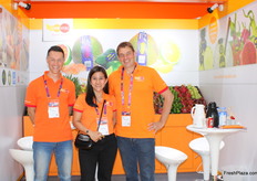 Jeroen Pasman, Jennifer Karla Briones, and Siebe Van Wijk of The Fruit Republic highlighted their exotic fruits grown in Vietnam, noting strong interest in pomelos this year.
