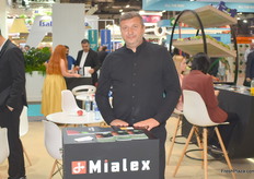 Oleg Alexandrov for Mialex, from Moldova. They export apples and vegetables