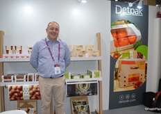 Detpac brought new strawberry punnets and also top-seal punnets to the show. Customers can choose from the wide range of options. Mark Rohrlach was at the stand.