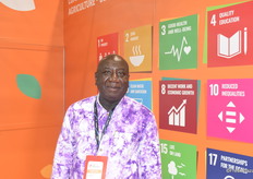 Abbe Philippe, manager of Fruit Foudjôh, exports fresh mangoes from Côte d'Ivoire to Europe, especially the Netherlands and France.